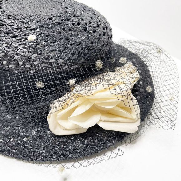 Vintage Eric Javits Black Straw Wide Brim Derby Hat Netting Flower Made in USA - Picture 3 of 5